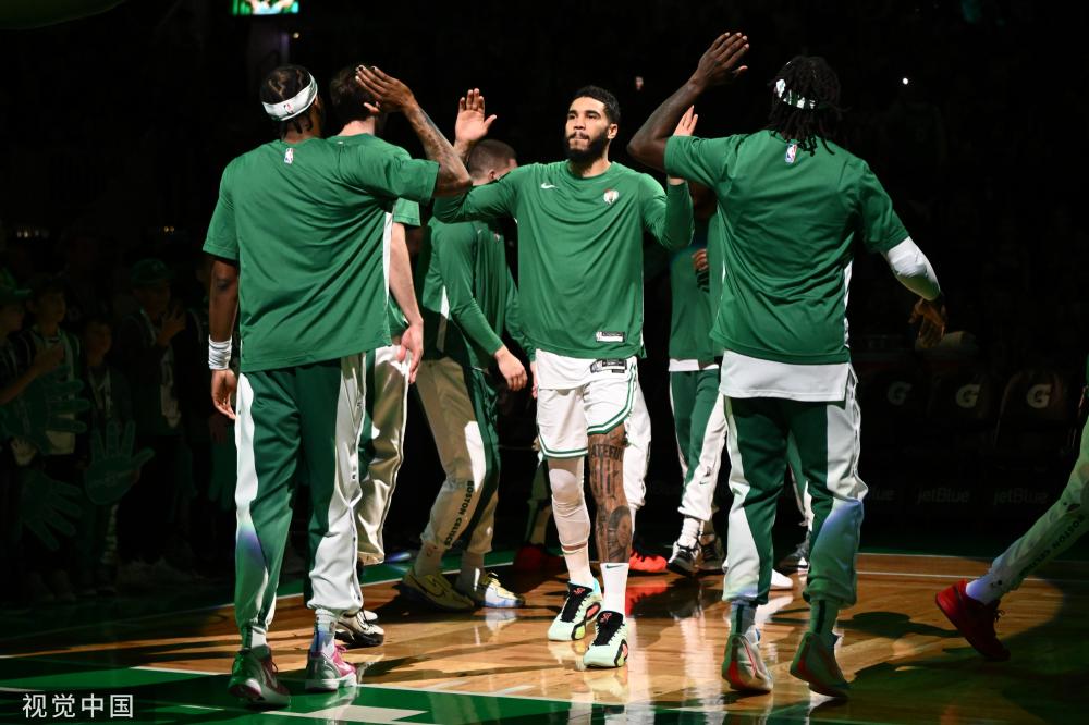 随着中国女 随着中国女