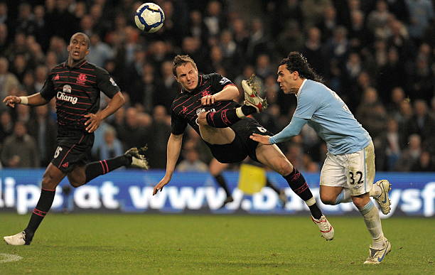 反击战术执 反击战术执