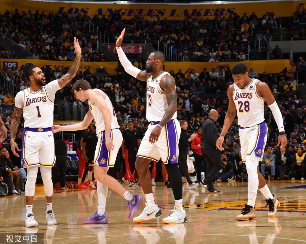 他们几乎每 他们几乎每